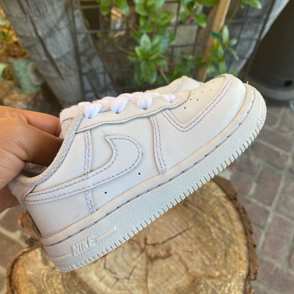 SOLD!NIKE AIR FORCE 1 | TODDLER | SNEAKERS | SIZE 8